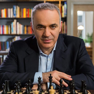 Former chess world champions Garry Kasparov, right, and Anatoly Karpov,  left, play an exhibition rematch in Valencia, Spain, Tuesday, Sept. 22,  2009. Chess eminences Kasparov and Karpov are dusting off their knights